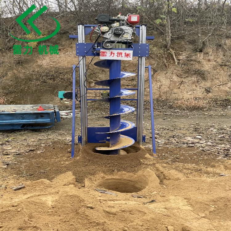 自動(dòng)打樁鉆孔機(jī).jpg