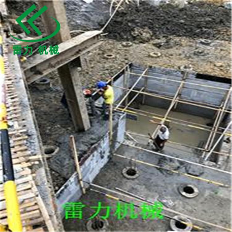 自動打樁機樁孔掏土巧妙