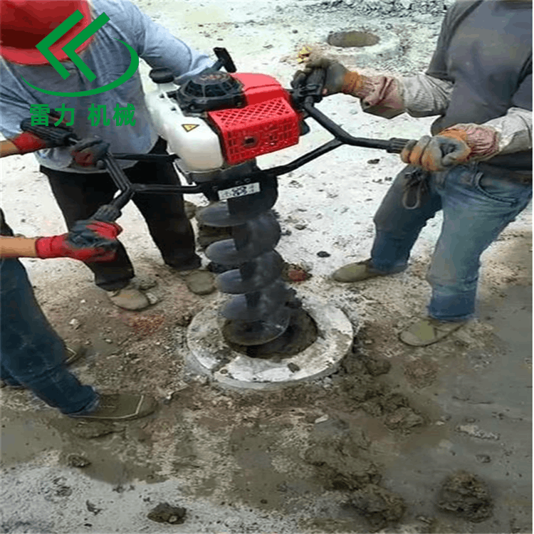 地下穿孔機輕松轉窩少不了